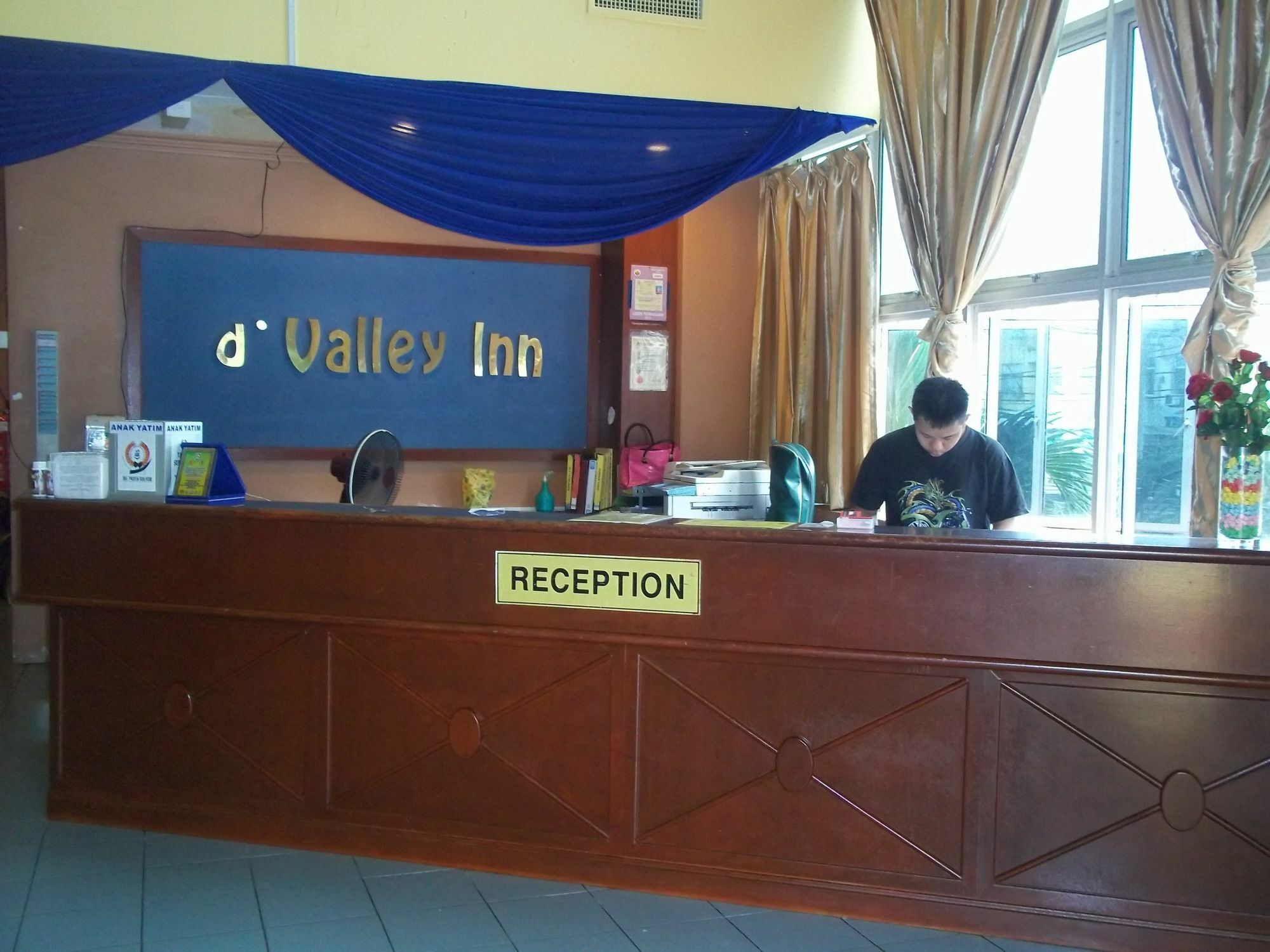 D Valley Hotel Kuala Lipis Buitenkant foto